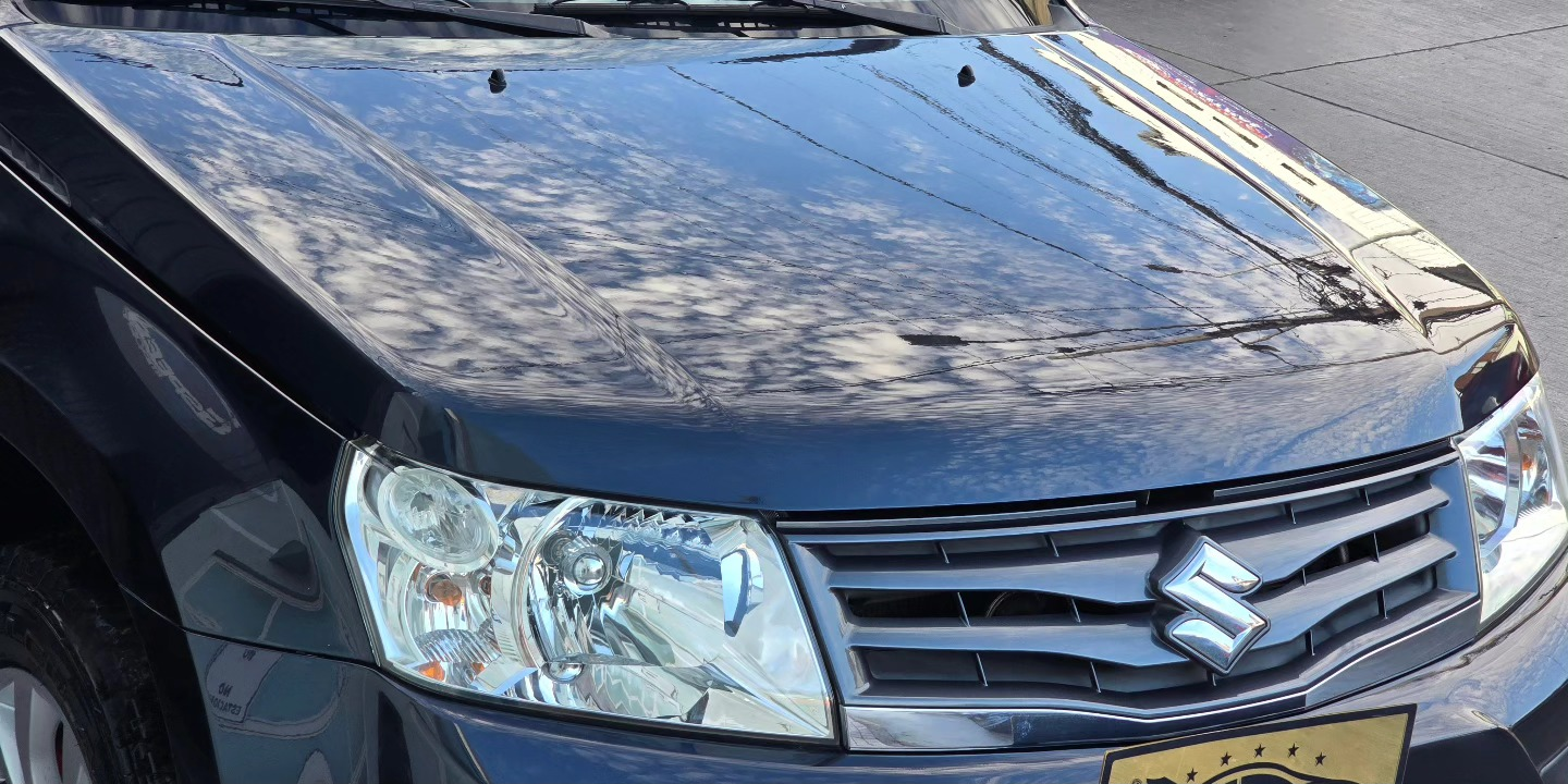 Capó después de recuperar la pintura